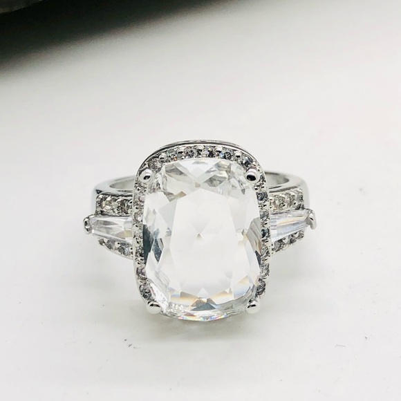 Vintage White Sapphire Statement Ring PRETTY!!! - Picture 8 of 17